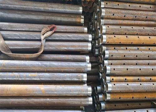 达川无缝钢花管